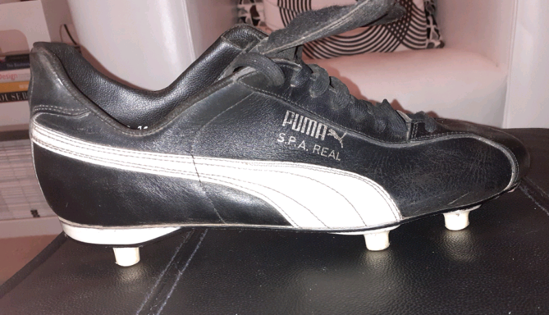 size c7 football boots